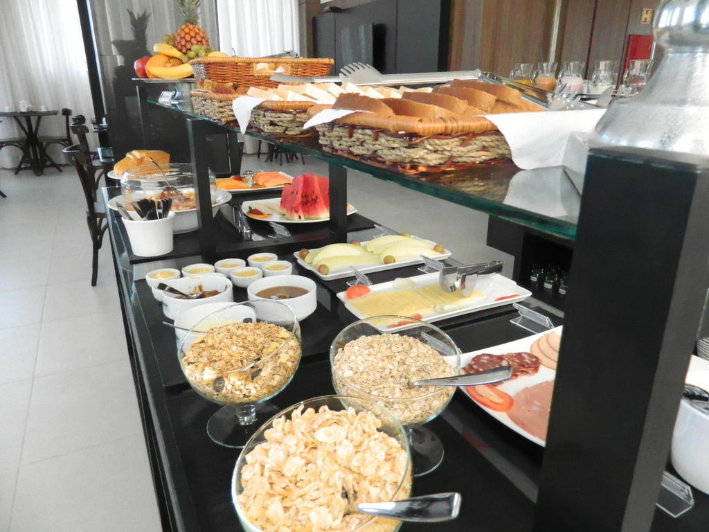 M Tower Hotel Pelotas Eksteriør bilde