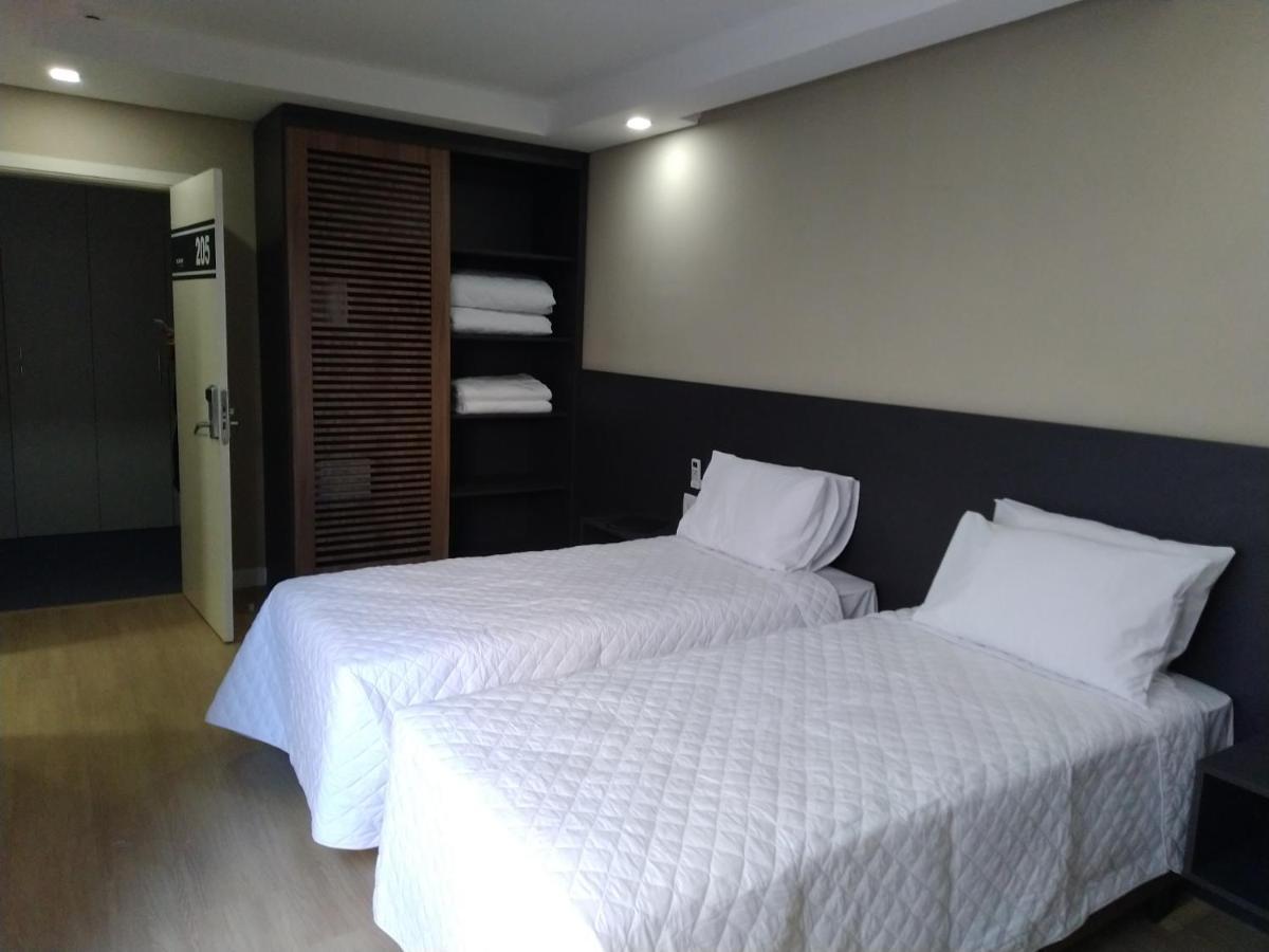 M Tower Hotel Pelotas Eksteriør bilde