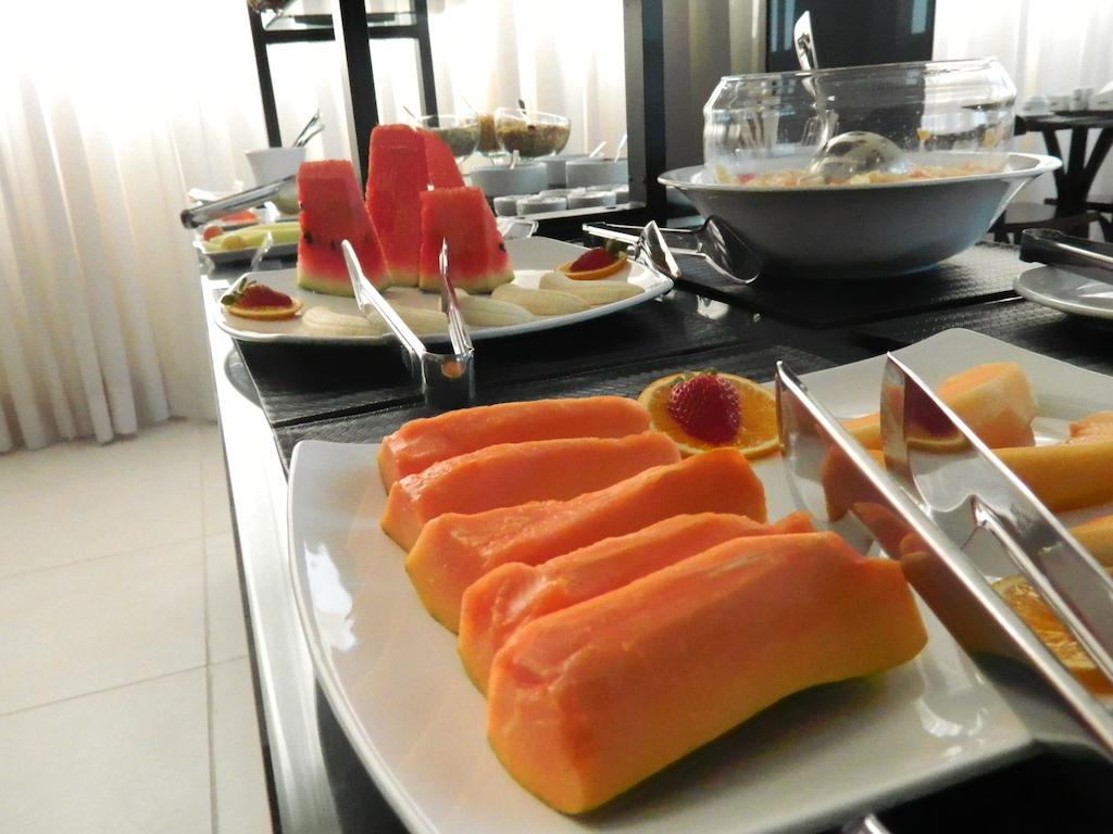 M Tower Hotel Pelotas Eksteriør bilde